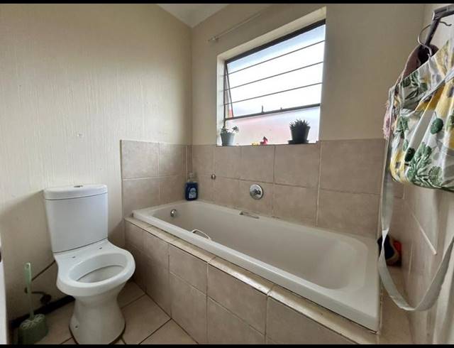 3 BEDROOM HOUSE FOR SALE IN SHARON PARK